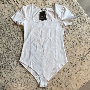 Mangduip short sleeve body suit size small